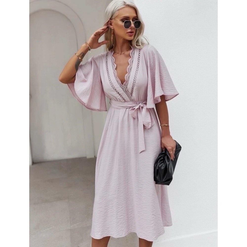 Esley Lace Trim V-neck Dress